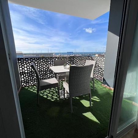 Apartamentos La Caleta Caleta De Velez Dış mekan fotoğraf