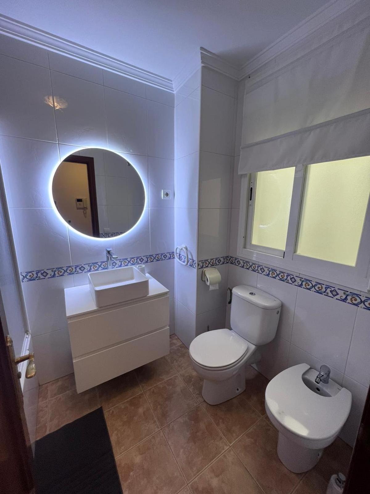 Apartamentos La Caleta Caleta De Velez Dış mekan fotoğraf