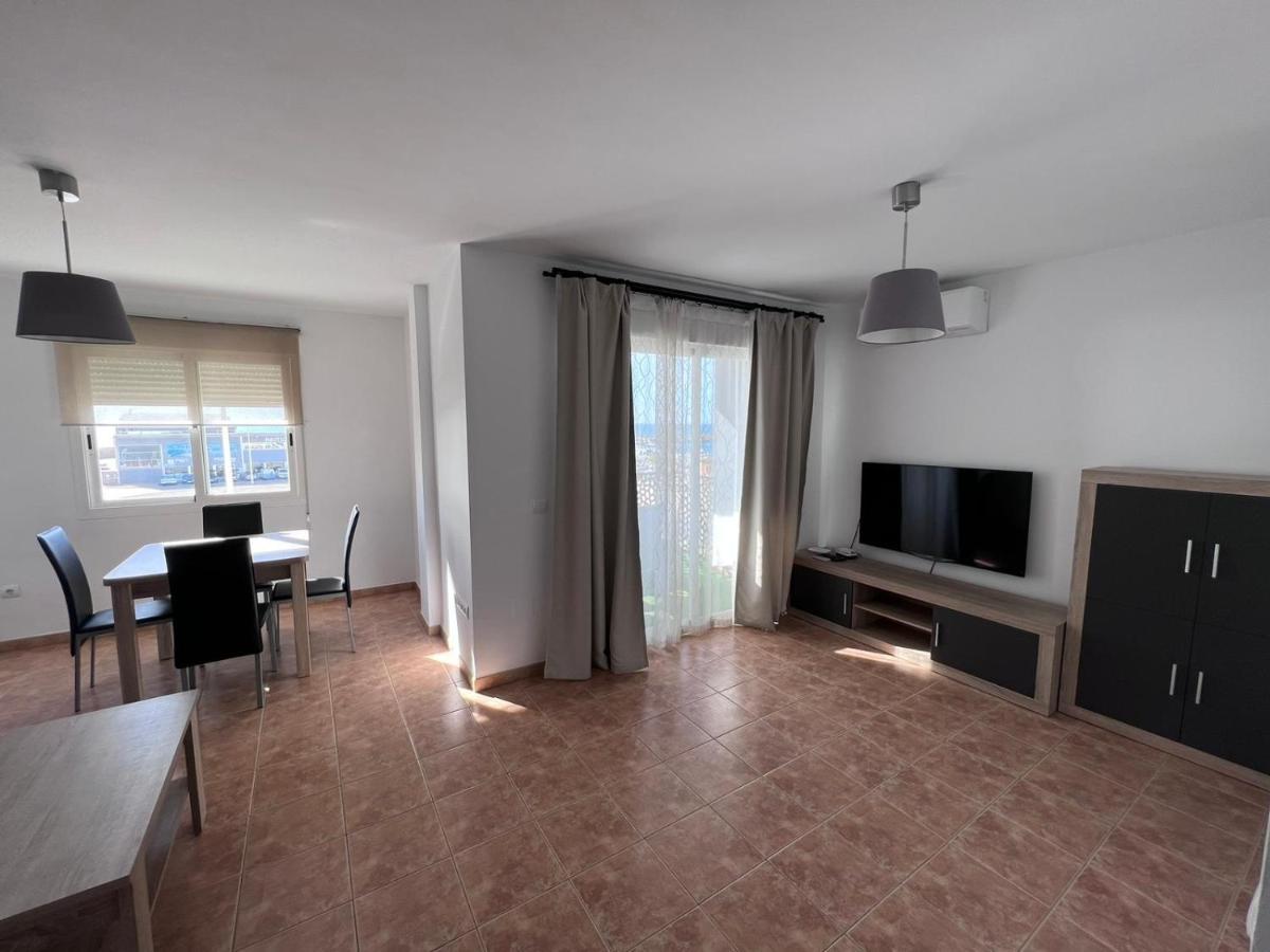 Apartamentos La Caleta Caleta De Velez Dış mekan fotoğraf