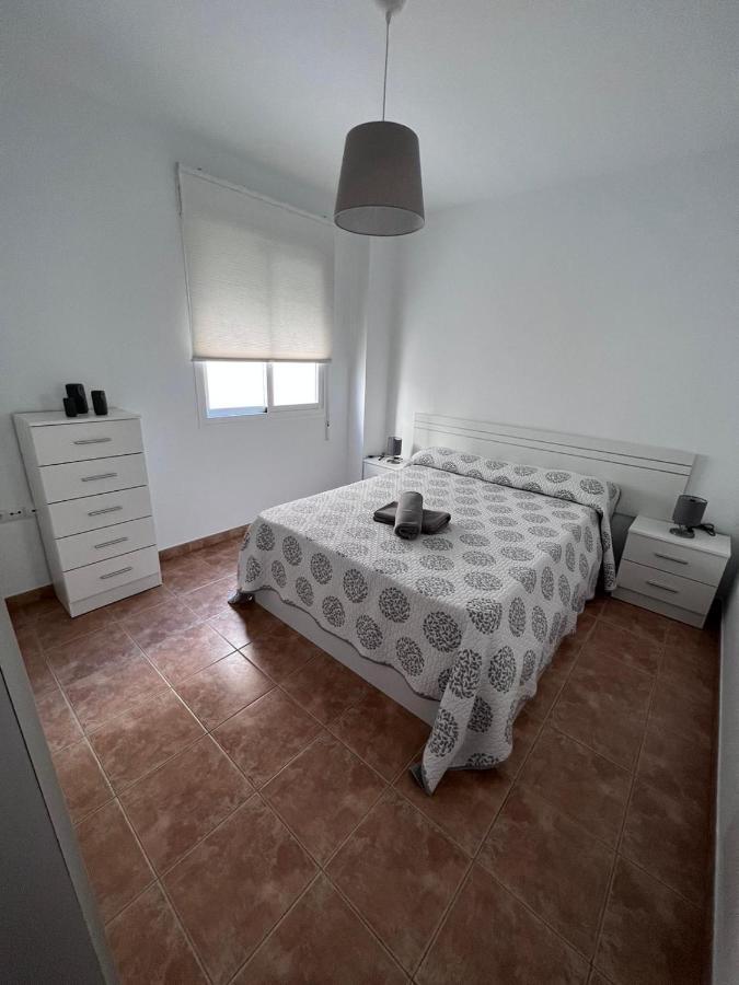 Apartamentos La Caleta Caleta De Velez Dış mekan fotoğraf